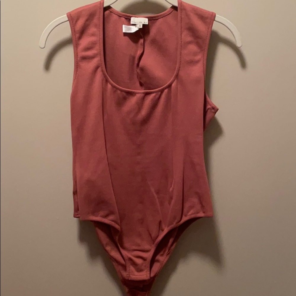 Sleeveless Structured Bodysuit